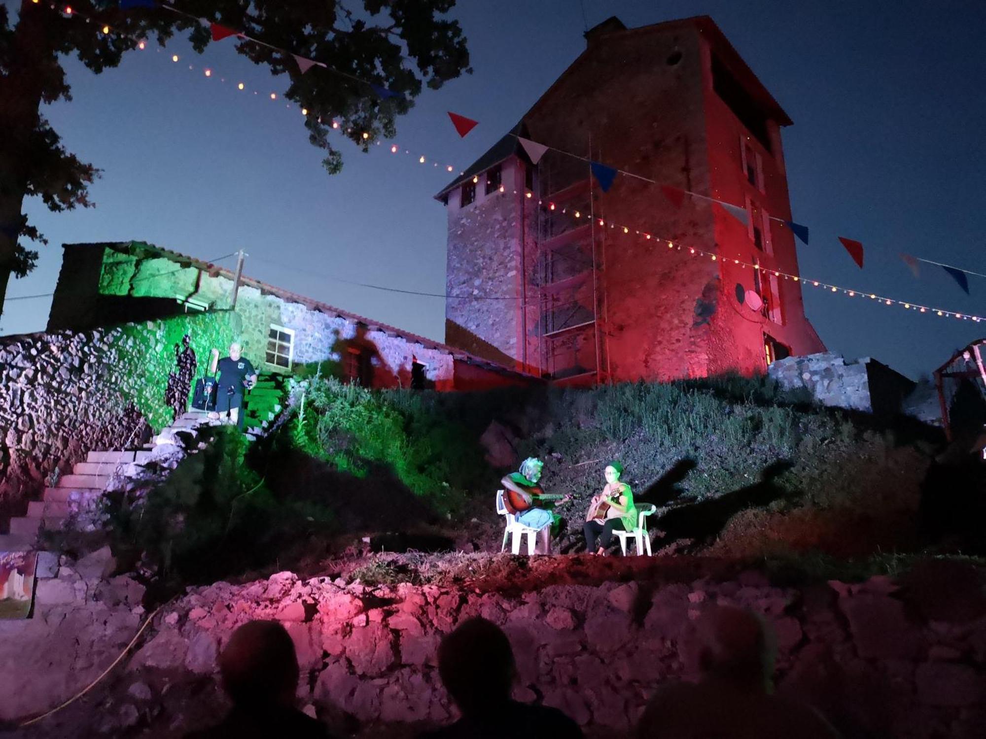 Couette-café Château Montégut
